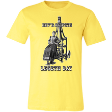 Load image into Gallery viewer, VICTORIAN WOMAN LEG DAY GYM T SHIRT
